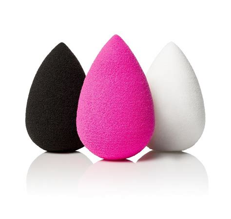 beauty blender makeup.